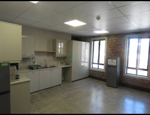 96.20M² OFFICE TO LET IN PAARDEVLEI
